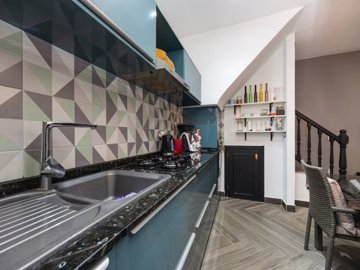 49255_beautiful_two_bedroom_townhouse_with_pool_views_091225103042_photo_2025_12_02_11_40_42