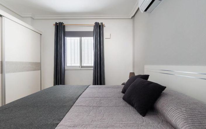 Image No.15-3 Bed Townhouse for sale