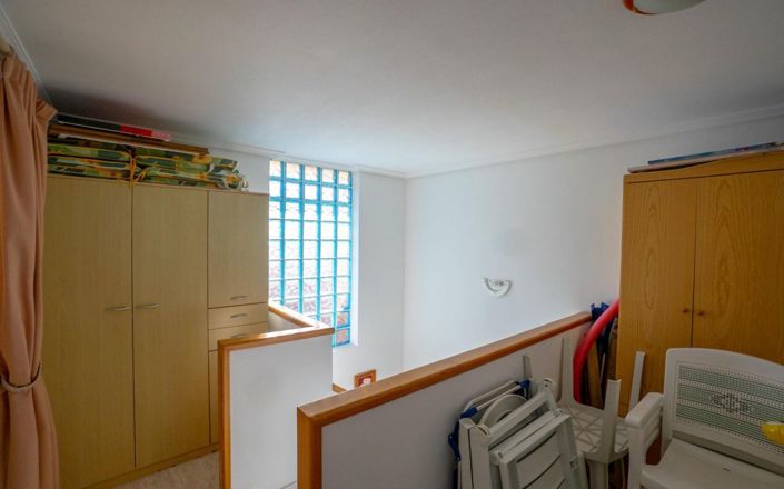 Image No.21-3 Bed Townhouse for sale