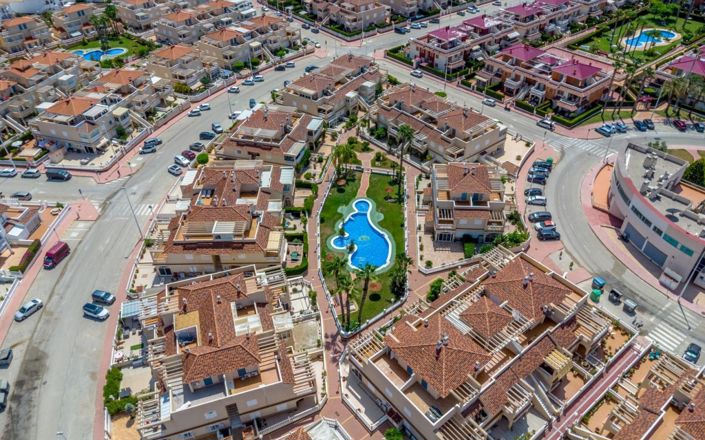 Image No.51-3 Bed Townhouse for sale