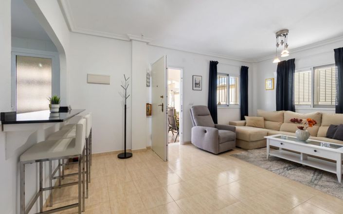 Image No.6-3 Bed Townhouse for sale