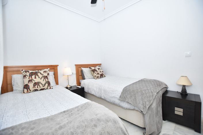 Image No.26-2 Bed Bungalow for sale