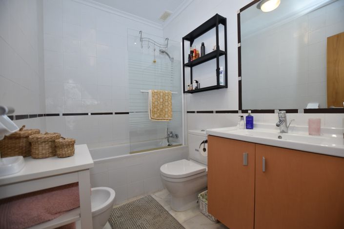 Image No.27-2 Bed Bungalow for sale