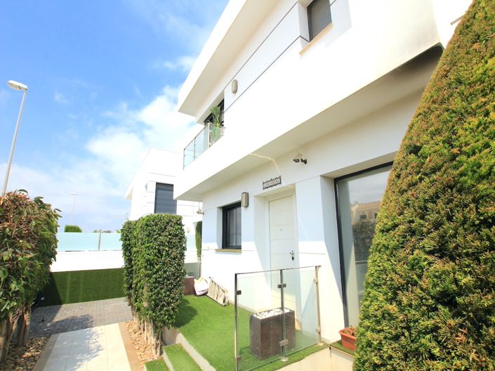 Image No.31-4 Bed Villa for sale