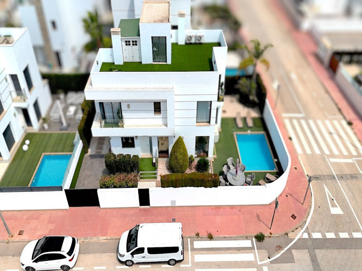 Image No.39-4 Bed Villa for sale