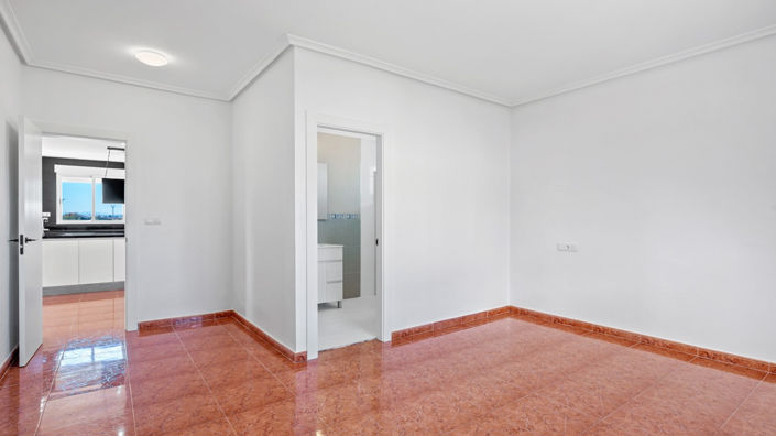 Image No.11-4 Bed Finca for sale