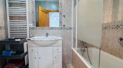 re-sale-townhouse-daya-nueva_94799_xl