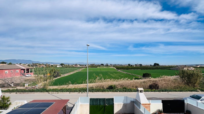 Image No.20-3 Bed Townhouse for sale