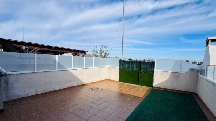 Image No.25-3 Bed Townhouse for sale