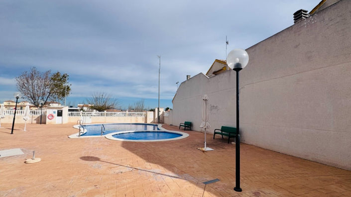 Image No.29-3 Bed Townhouse for sale