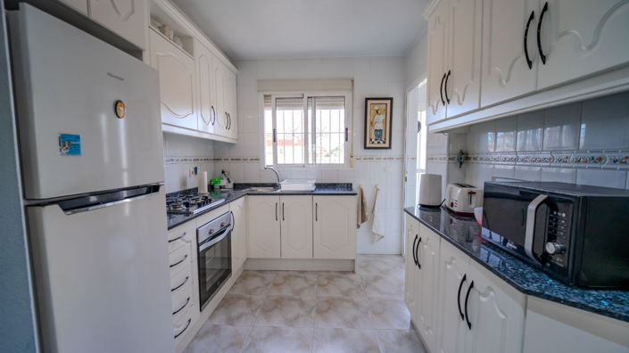 Image No.10-3 Bed Townhouse for sale