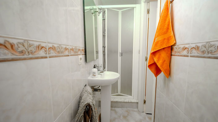 Image No.25-3 Bed Townhouse for sale