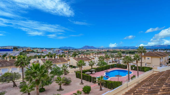 Image No.33-3 Bed Townhouse for sale