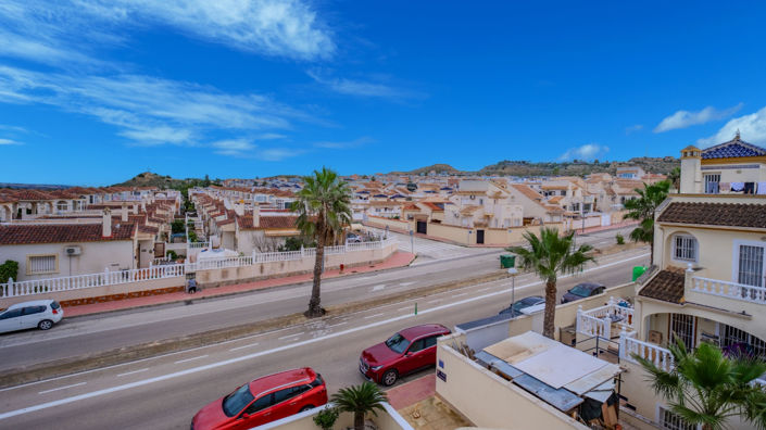 Image No.34-3 Bed Townhouse for sale