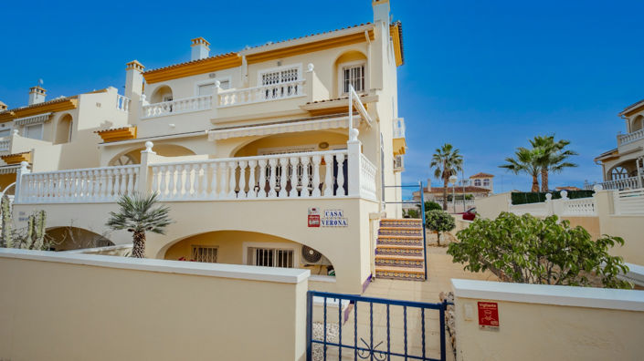 Image No.39-3 Bed Townhouse for sale