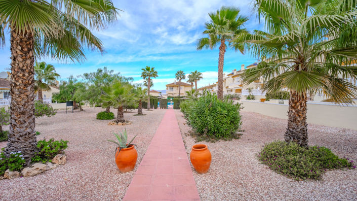 Image No.45-3 Bed Townhouse for sale