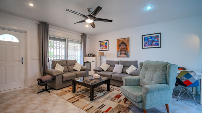 Image No.8-3 Bed Townhouse for sale