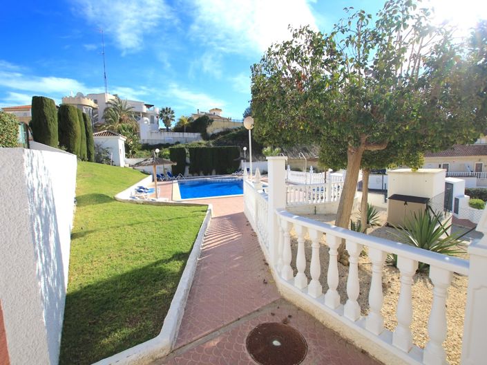 Image No.25-2 Bed Apartment for sale