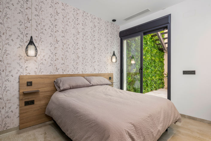 Image No.39-5 Bed Villa for sale