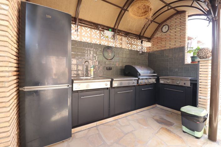 Image No.20-3 Bed Villa for sale