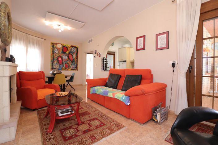 Image No.6-3 Bed Villa for sale