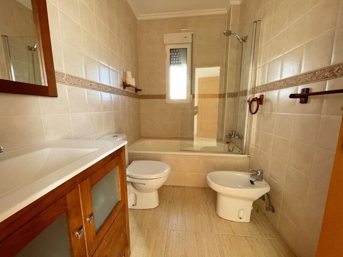 Image No.12-3 Bed Villa for sale