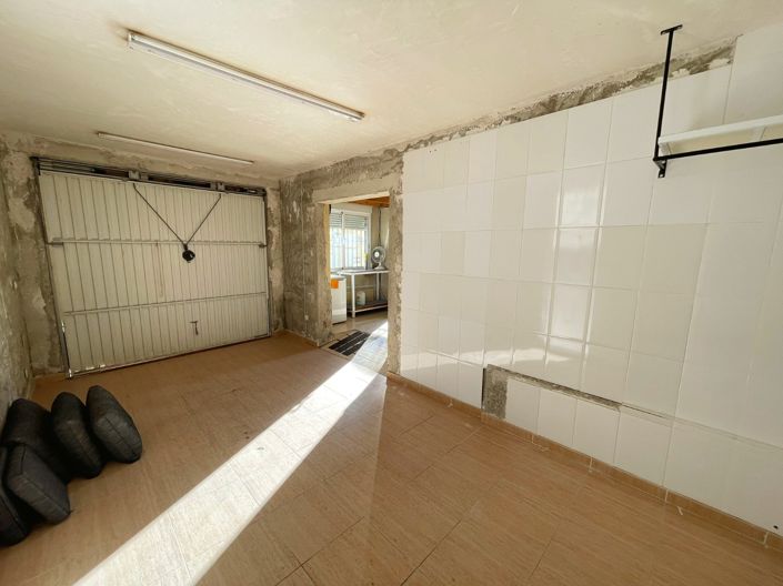 Image No.19-3 Bed Villa for sale