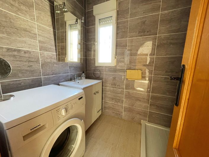 Image No.9-3 Bed Villa for sale