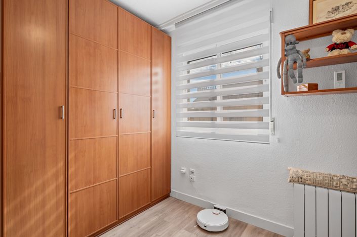 Image No.16-5 Bed Duplex for sale