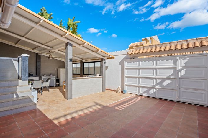 Image No.38-5 Bed Duplex for sale