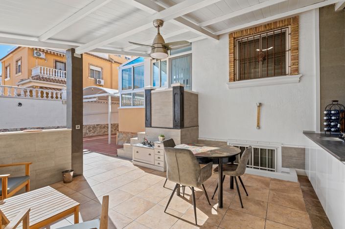 Image No.41-5 Bed Duplex for sale