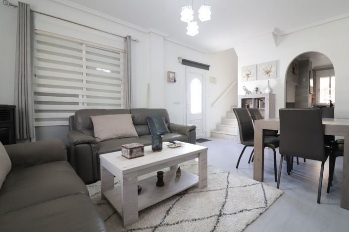 Image No.5-3 Bed Villa for sale