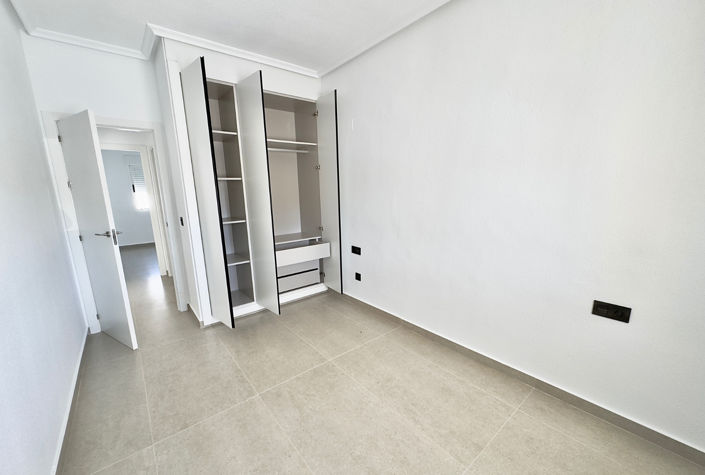 Image No.11-2 Bed Villa for sale