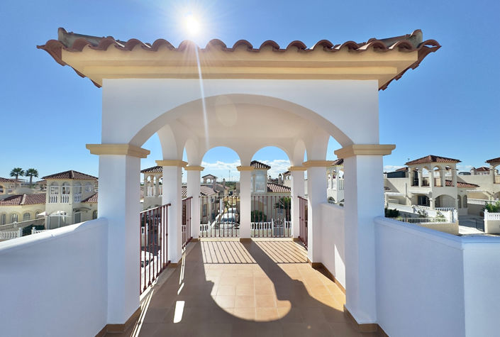 Image No.17-2 Bed Villa for sale