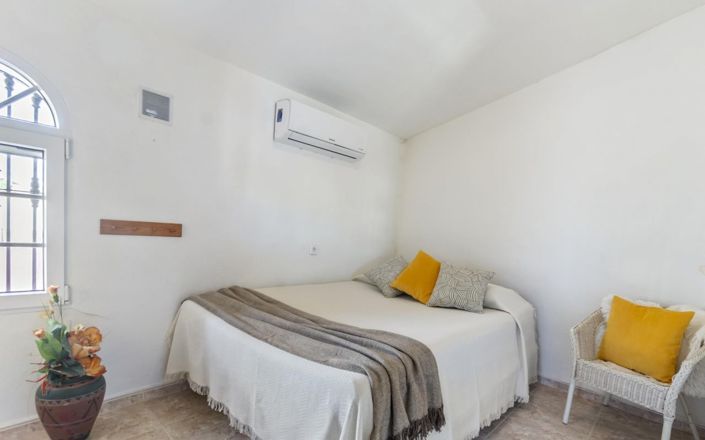 Image No.22-4 Bed Villa for sale