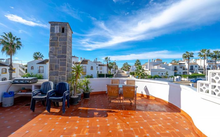 Image No.25-4 Bed Villa for sale