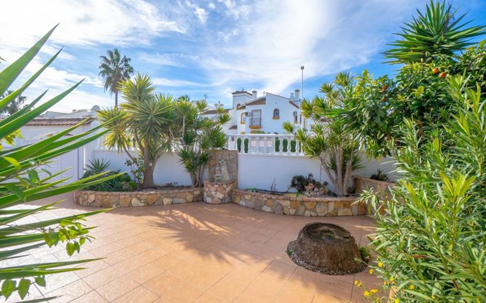 Image No.36-4 Bed Villa for sale