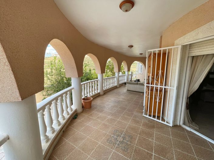 Image No.3-5 Bed Villa for sale