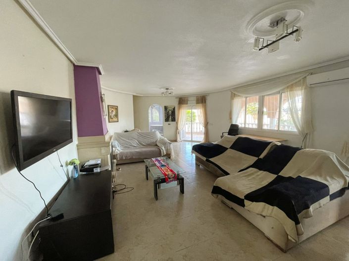 Image No.6-5 Bed Villa for sale