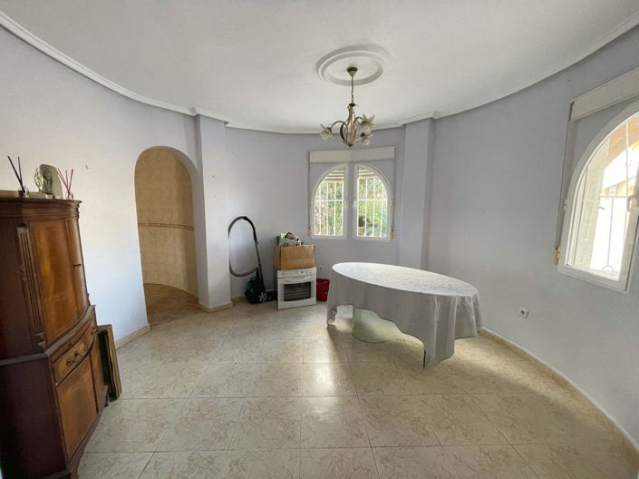 Image No.9-5 Bed Villa for sale