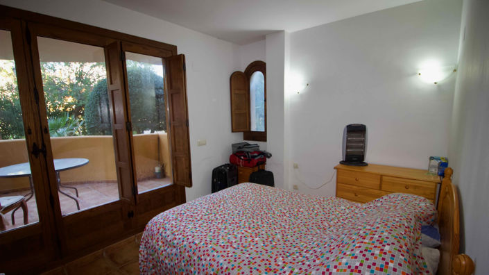 Image No.20-2 Bed Apartment for sale