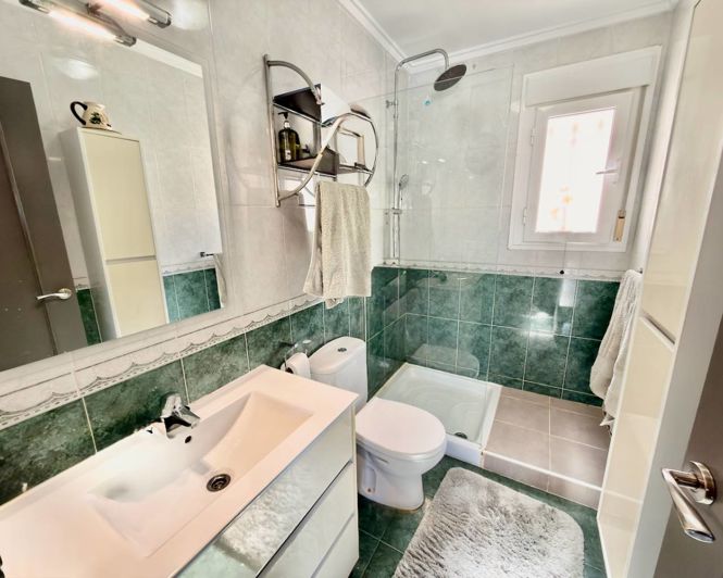 Image No.10-2 Bed Villa for sale