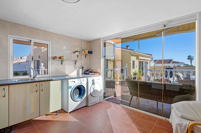 Image No.29-4 Bed Villa for sale