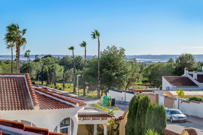 Image No.34-4 Bed Villa for sale