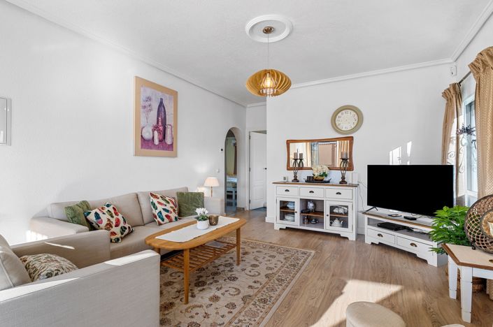 Image No.9-4 Bed Villa for sale