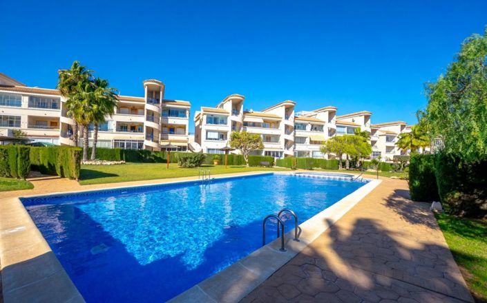 Image No.37-3 Bed Townhouse for sale