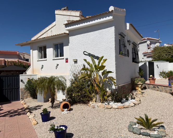 Image No.19-3 Bed Villa for sale