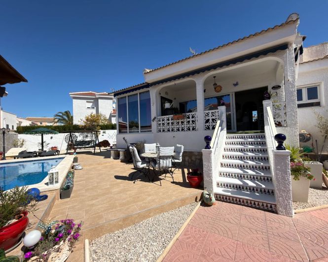 Image No.20-3 Bed Villa for sale