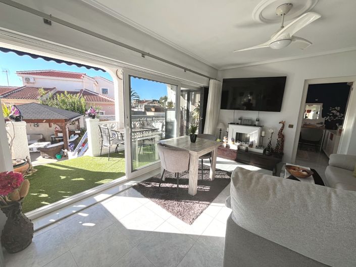 Image No.6-3 Bed Villa for sale