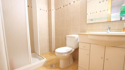 49283_roomy_two_bedroom_apartment_in_los_palacios_190126114202_img_1723